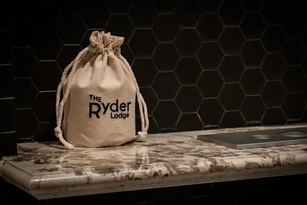 Home 5 Banner The Ryder Lodge Hanoi 03