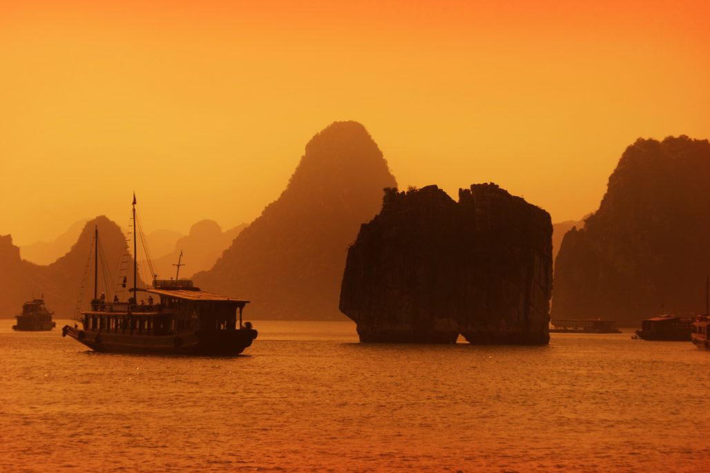 Ha Long day trip from Hanoi