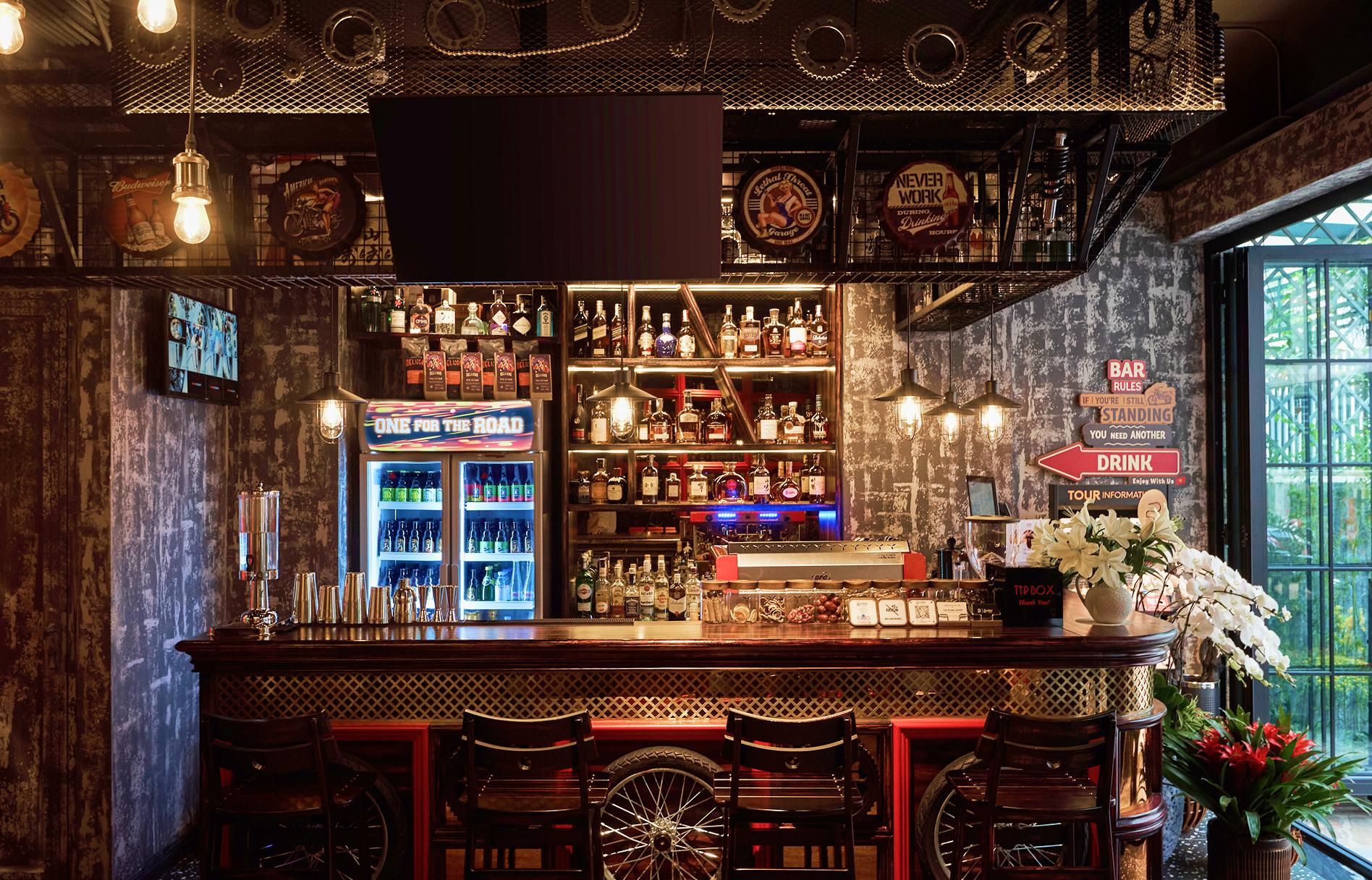 Full Throttle Pub​ 04