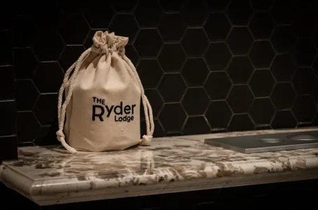 Banner The Ryder Lodge Hanoi 03