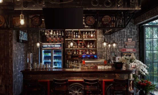 Full-Throttle-Pub-T5-04