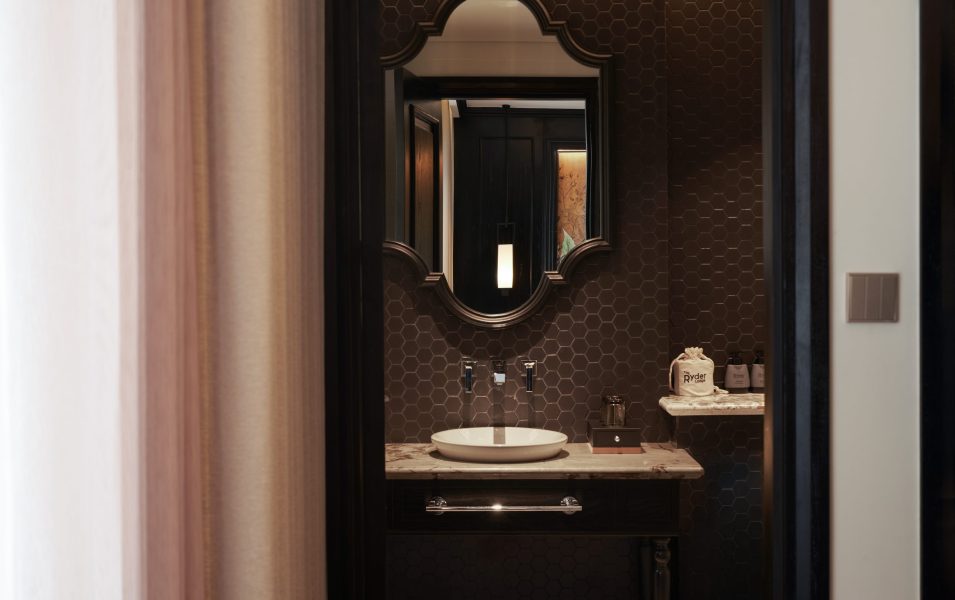 Superior Double Room 06